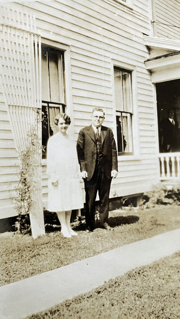 Evelyn and Harold wedding day June 29 1926