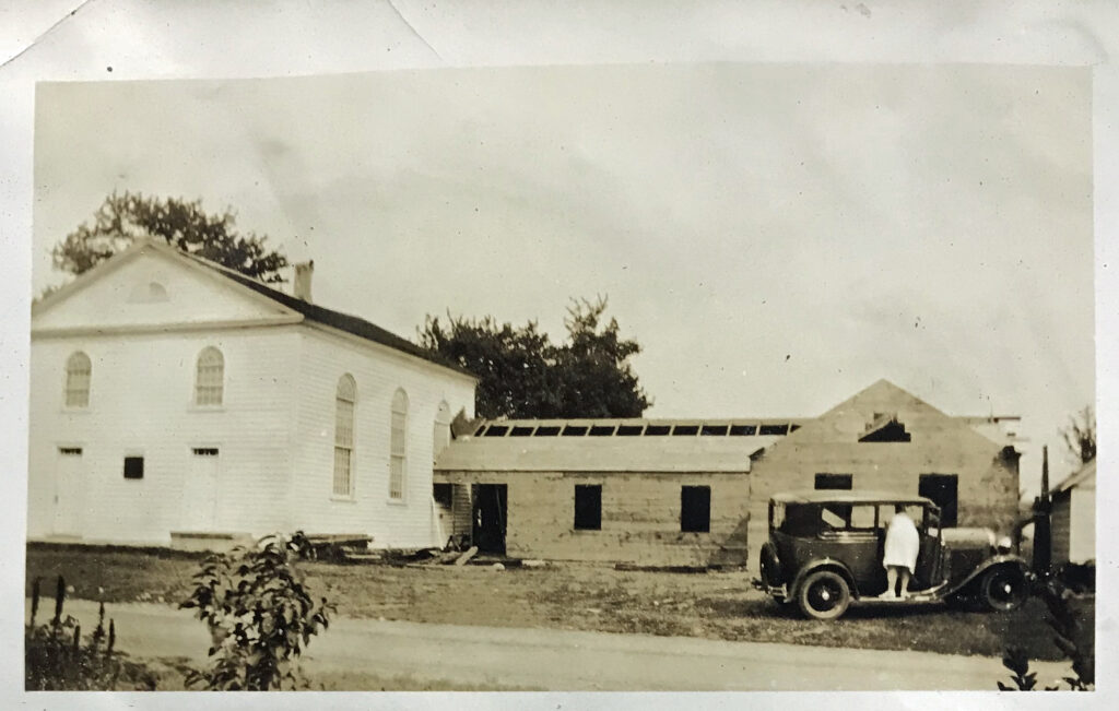 Photograph of Grooms Methodist Church in 1926 building a new hall